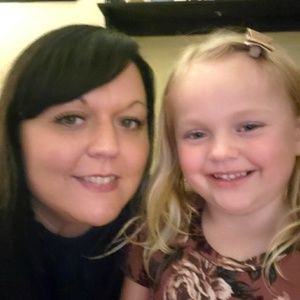 Meet your Posher, Jenn